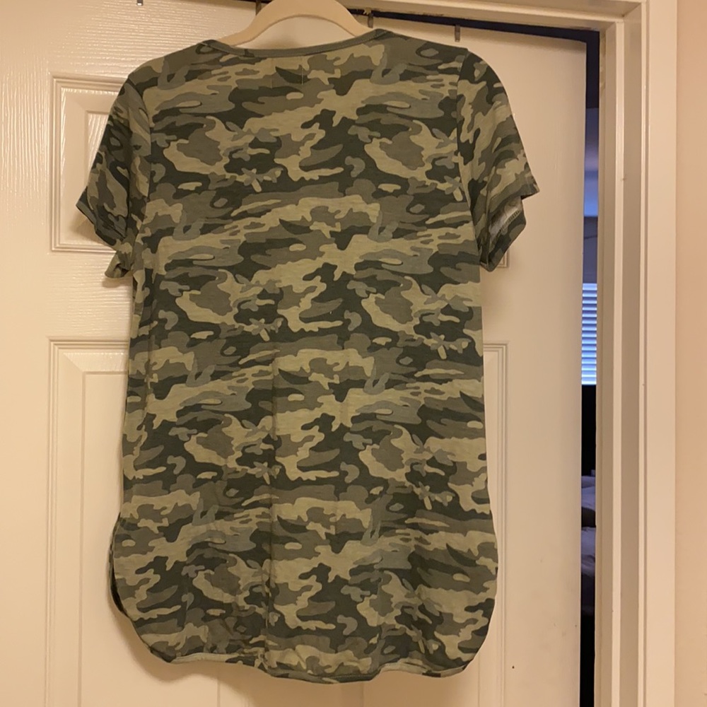 Top - Picture 2 of 6
